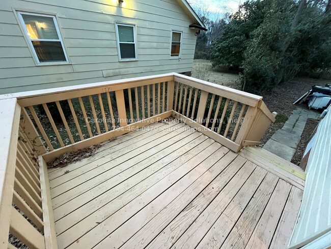 Building Photo - 4535 Dawnwood Dr