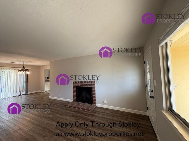 Building Photo - 1920 Encima Dr