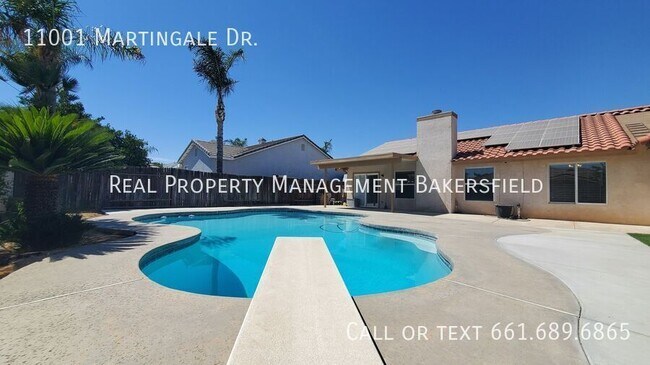 Building Photo - 11001 Martingale Dr
