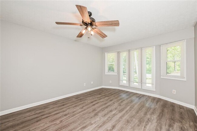 Building Photo - 3039 Jonathan Ct SW