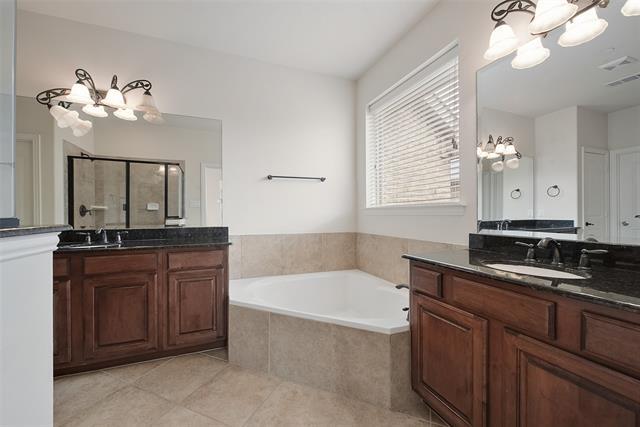 Building Photo - 6491 Las Colinas Blvd