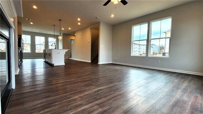 Building Photo - 800 Cameron Trl