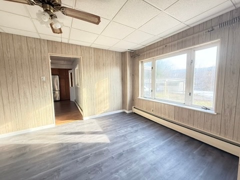 Building Photo - 113 N Center St