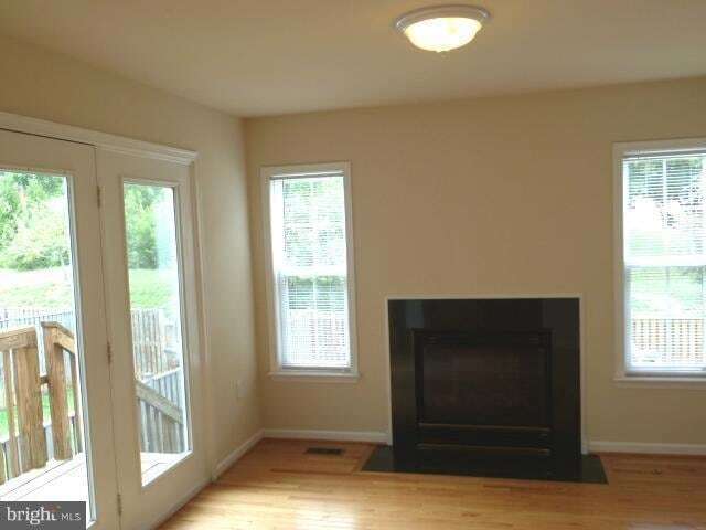 Building Photo - 73 Eldon Dr