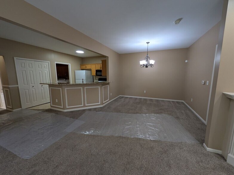 Building Photo - 24107 Chesapeake Cir