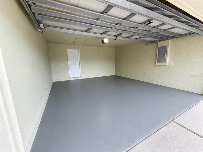 Building Photo - 3228 White Blossom Ln