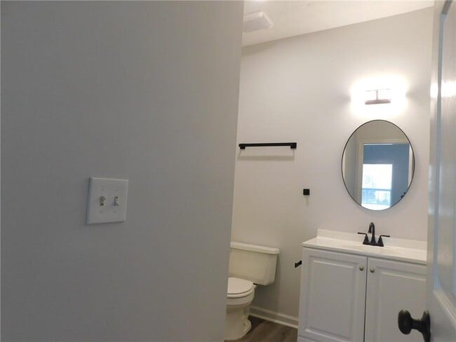 Building Photo - 70 Etowah Rdg