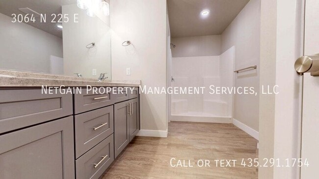 Building Photo - 3064 225 E