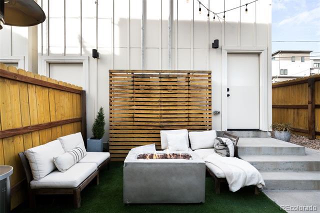 Building Photo - 3830 W 13th Ave