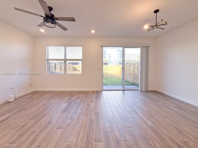 Building Photo - 184 NE 13th St