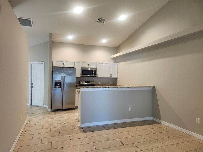 Building Photo - 1030 Andalusia Blvd
