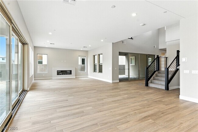 Building Photo - 5073 Slatestone St