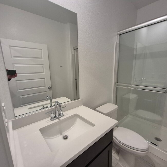 Building Photo - Brand New 4 Bedroom Home in Lennar's Cyan Community