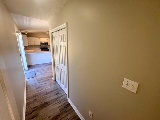 Building Photo - 2027 Las Vegas Trail