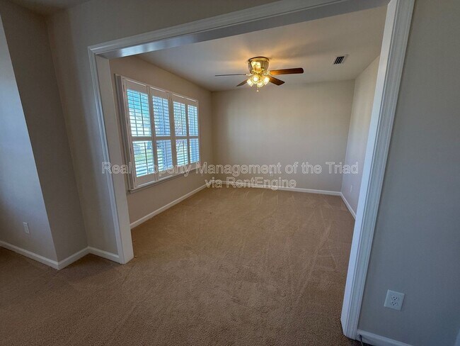 Building Photo - 5012 Shorthorn Way