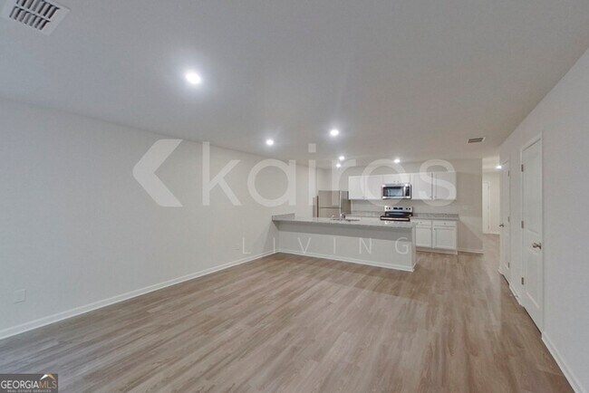 Building Photo - 373 Ironwood Ct