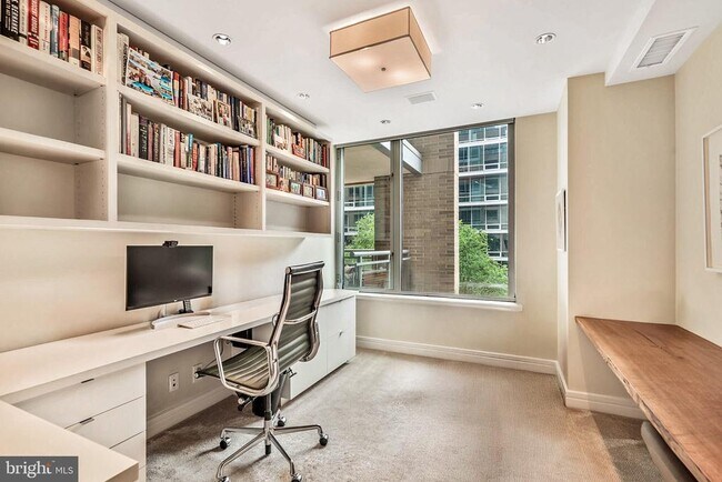 Building Photo - 1111 23rd St NW