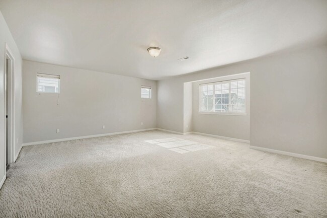 Building Photo - Amazing 4bed/2.5bath with Den in Kent, WA!