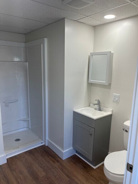 All new bathroom and fixtures. - 281 Main St