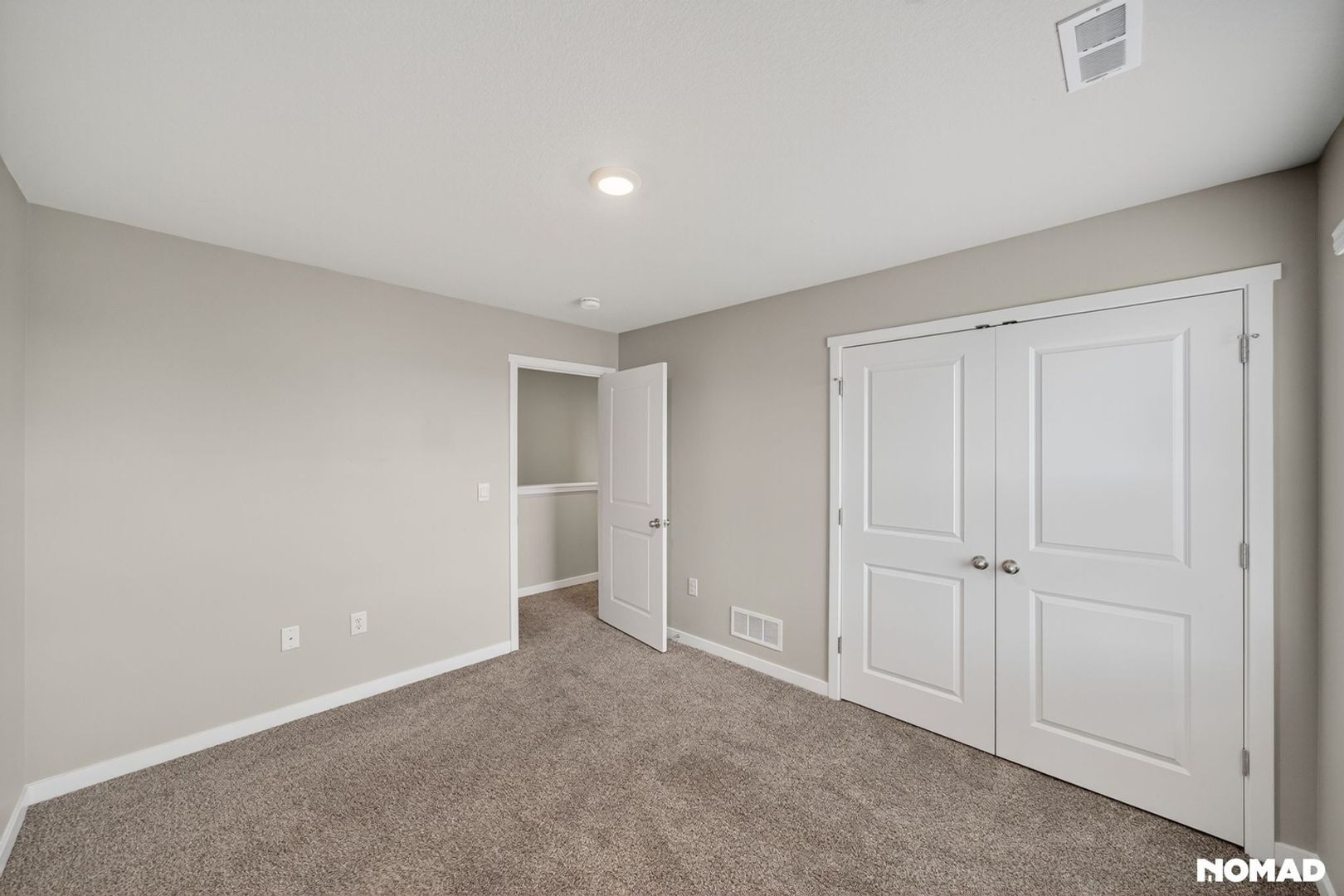 Building Photo - 912 Maywood Ln