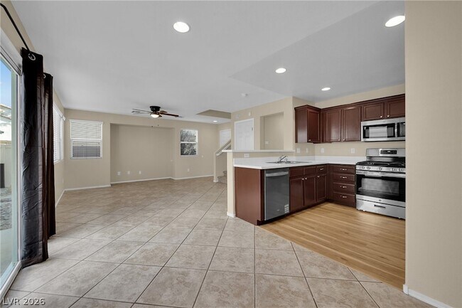 Building Photo - 5989 Banbury Heights Way