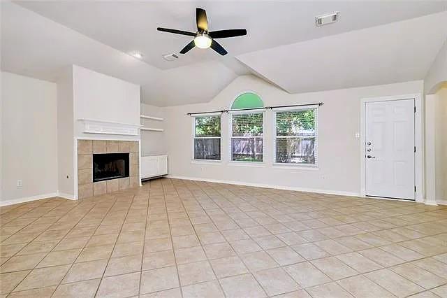 Building Photo - 3602 Bird House Dr