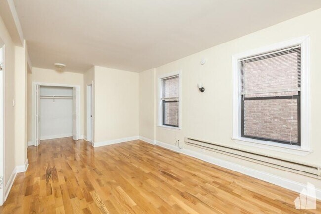 Primary Photo - 0 bedroom in Chicago IL 60610