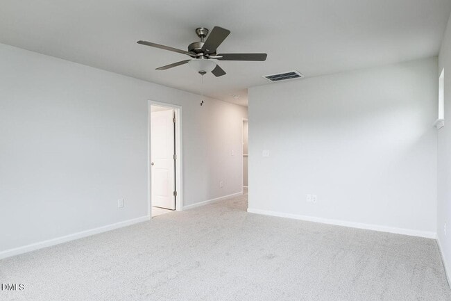 Building Photo - 152 Kobus Ct