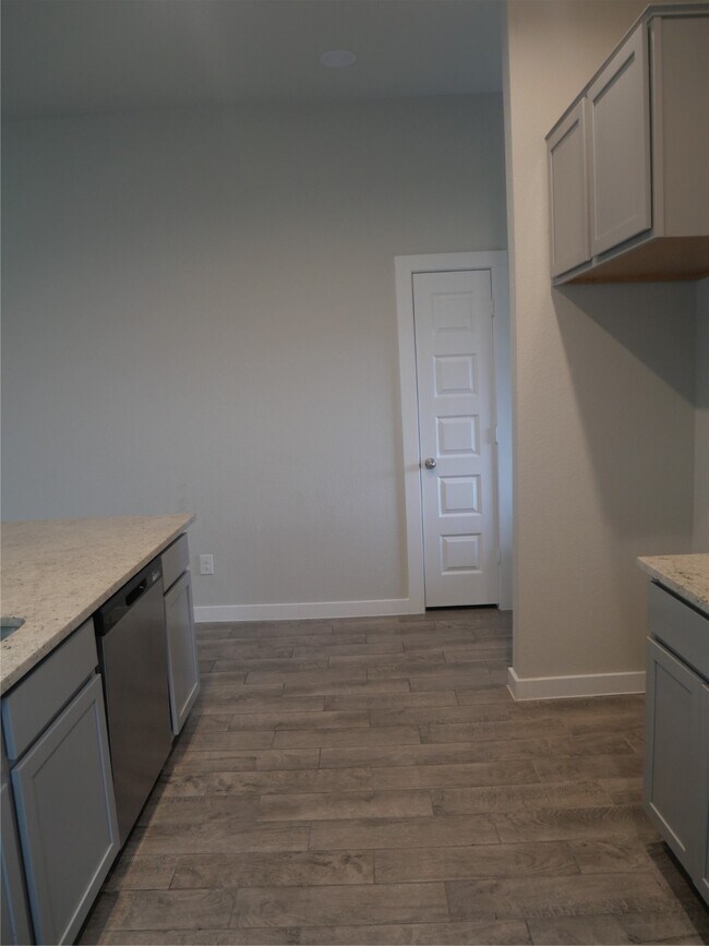 Building Photo - 2722 Oakleaf Ash Ln