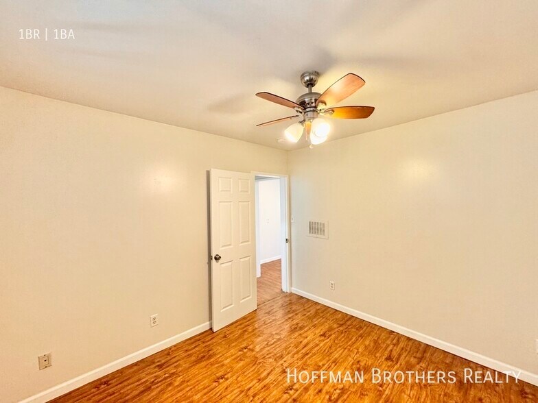 Building Photo - 1656 Arlington Ave