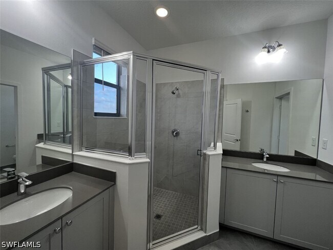 Building Photo - 5657 Agostino Way