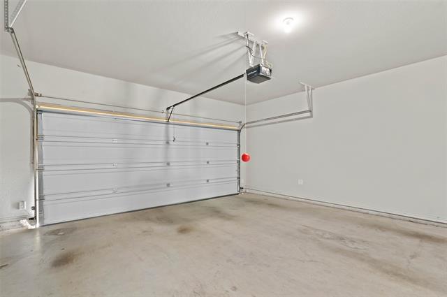 Building Photo - 3540 Cricket Dr