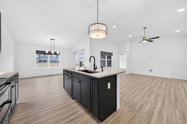 Building Photo - 203 Homestretch Ln