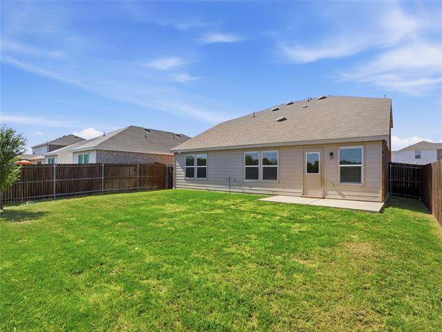 Building Photo - 933 Dressage Dr