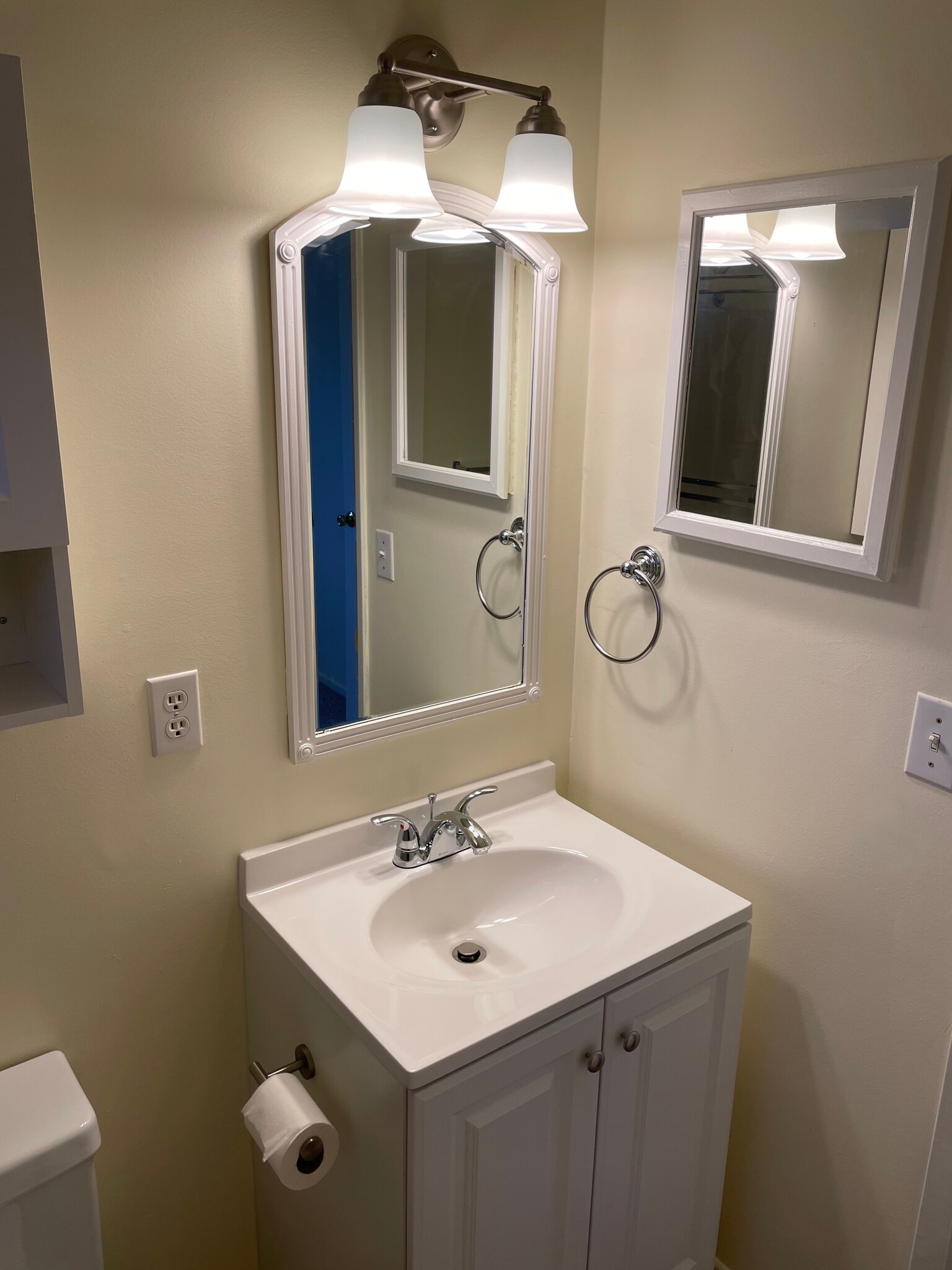 Building Photo - 4781 Avalon Ave