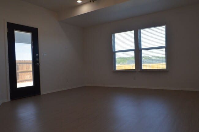 Building Photo - 1438 Walker Pl Blvd