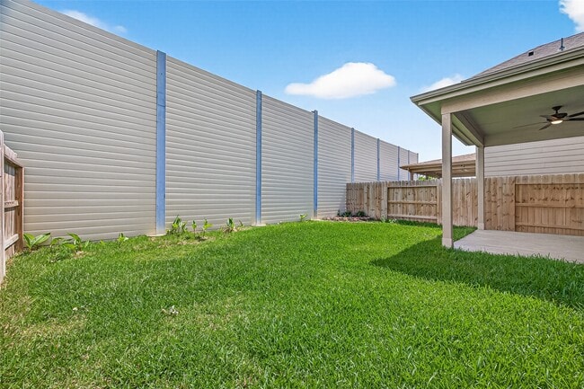 Building Photo - 5122 Emma Forest St