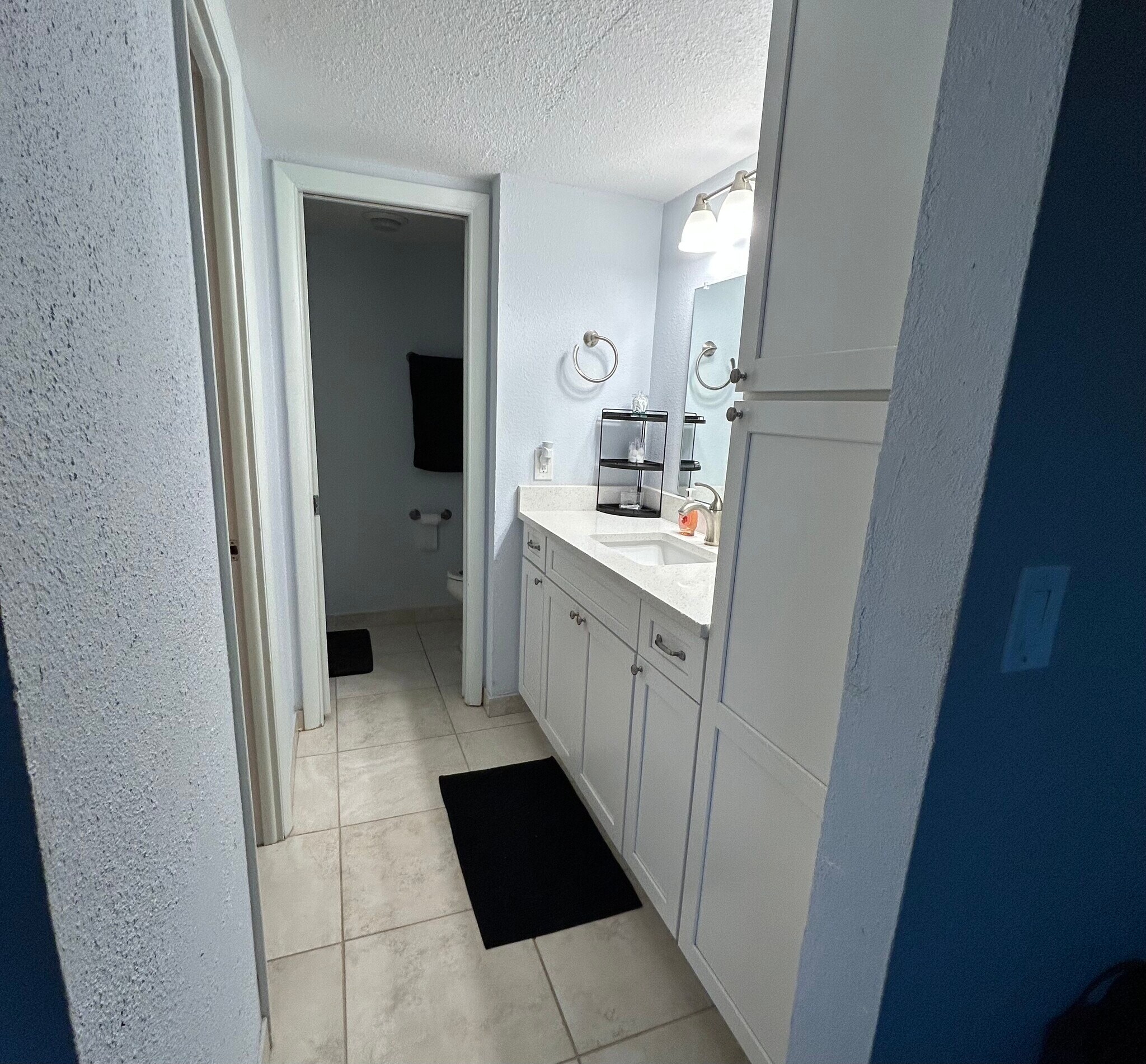 Building Photo - 2621 Cove Cay Dr