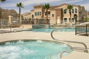 Building Photo - Highly Desirable 2 Bedroom Condo in Chatea...