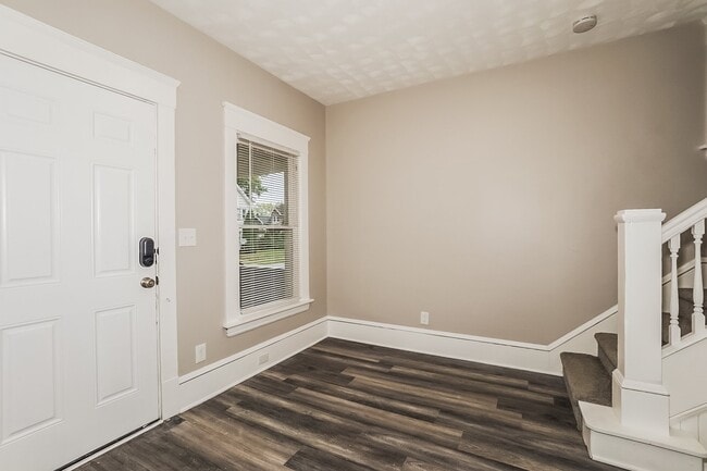 Building Photo - 15412 Ridpath Ave