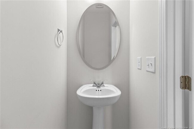 Building Photo - 4095 Irwin Dr