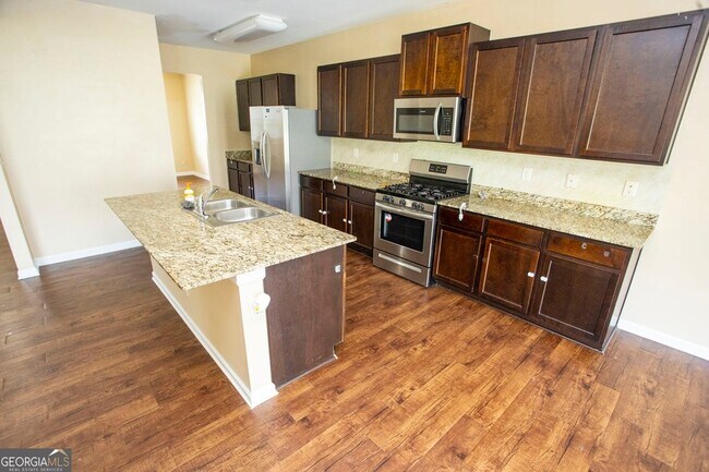 Building Photo - 141 Westin Way
