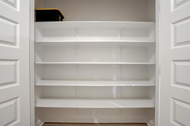 Building Photo - 135 Living Reef Dr