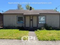 Building Photo - 806 1/2 Ayers Duplex - Multi - Family