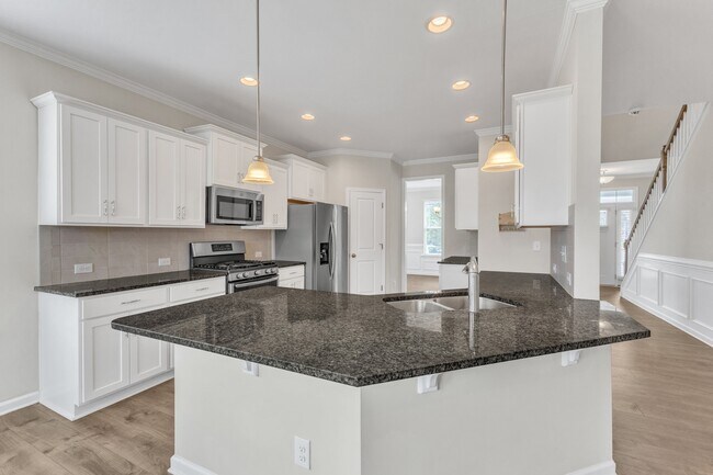 Building Photo - 4701 Kia Dr