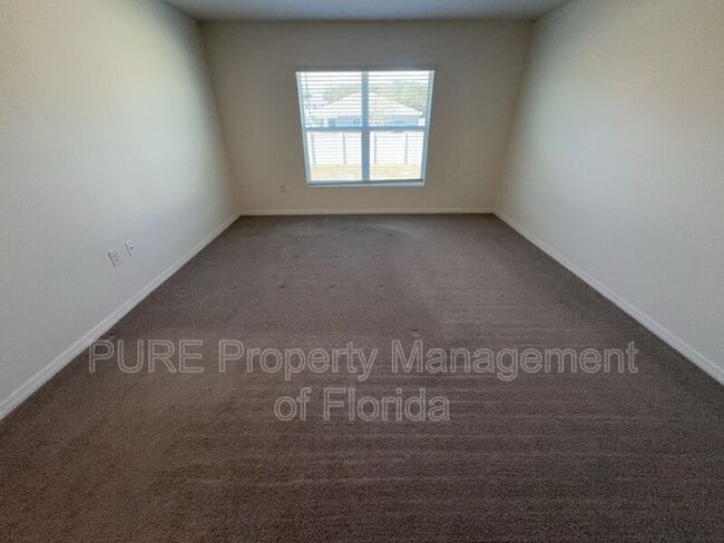 Building Photo - 618 SE 65th Terrace