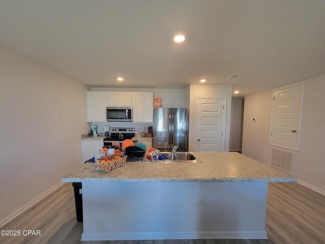 Building Photo - 6417 Bellavia Ln