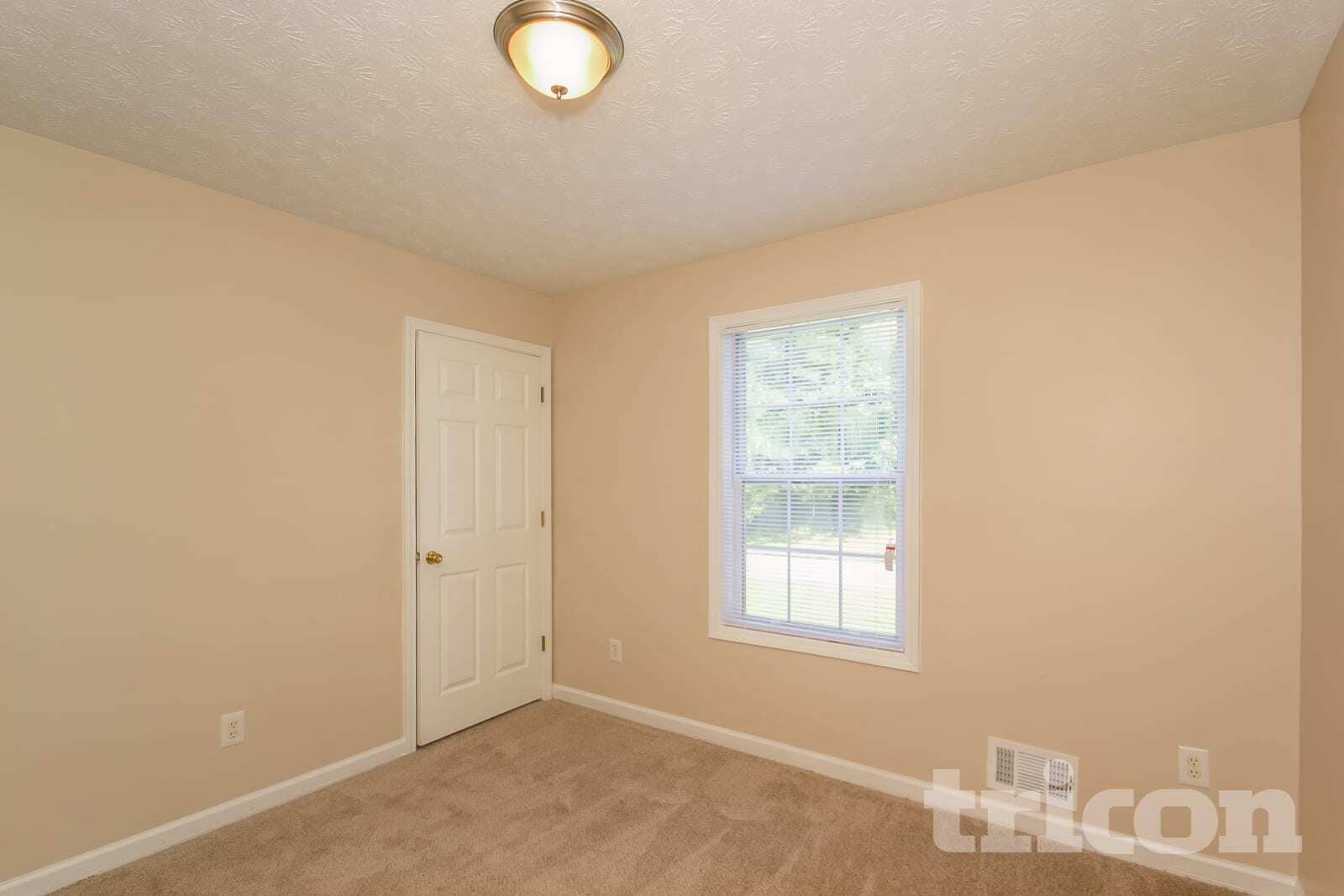 Building Photo - 4408 Lamar Dr