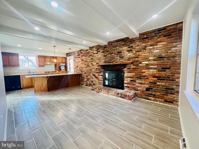 Building Photo - 13515 Reid Cir