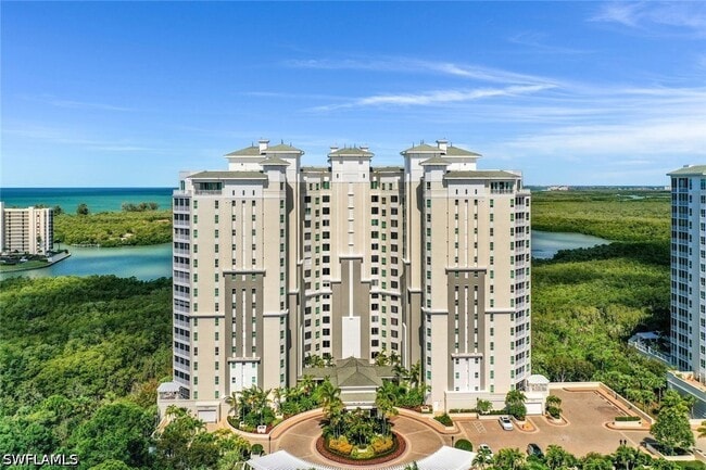 Building Photo - 295 Grande Way